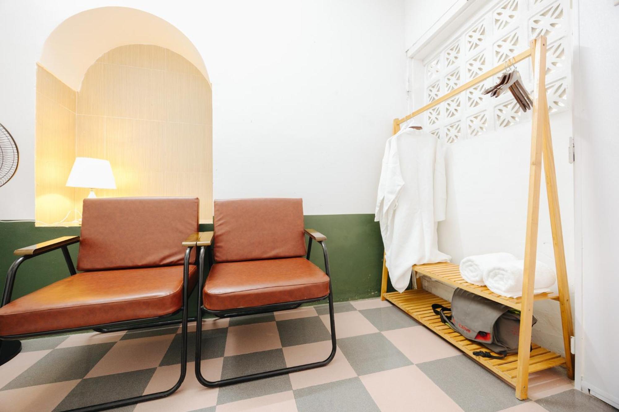 Homestay And Eggcoffee Central Hanoi Old Quarter Εξωτερικό φωτογραφία